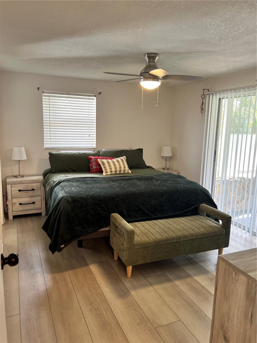 508 CRYSTAL LAKE RD, LUTZ, FL, 33548