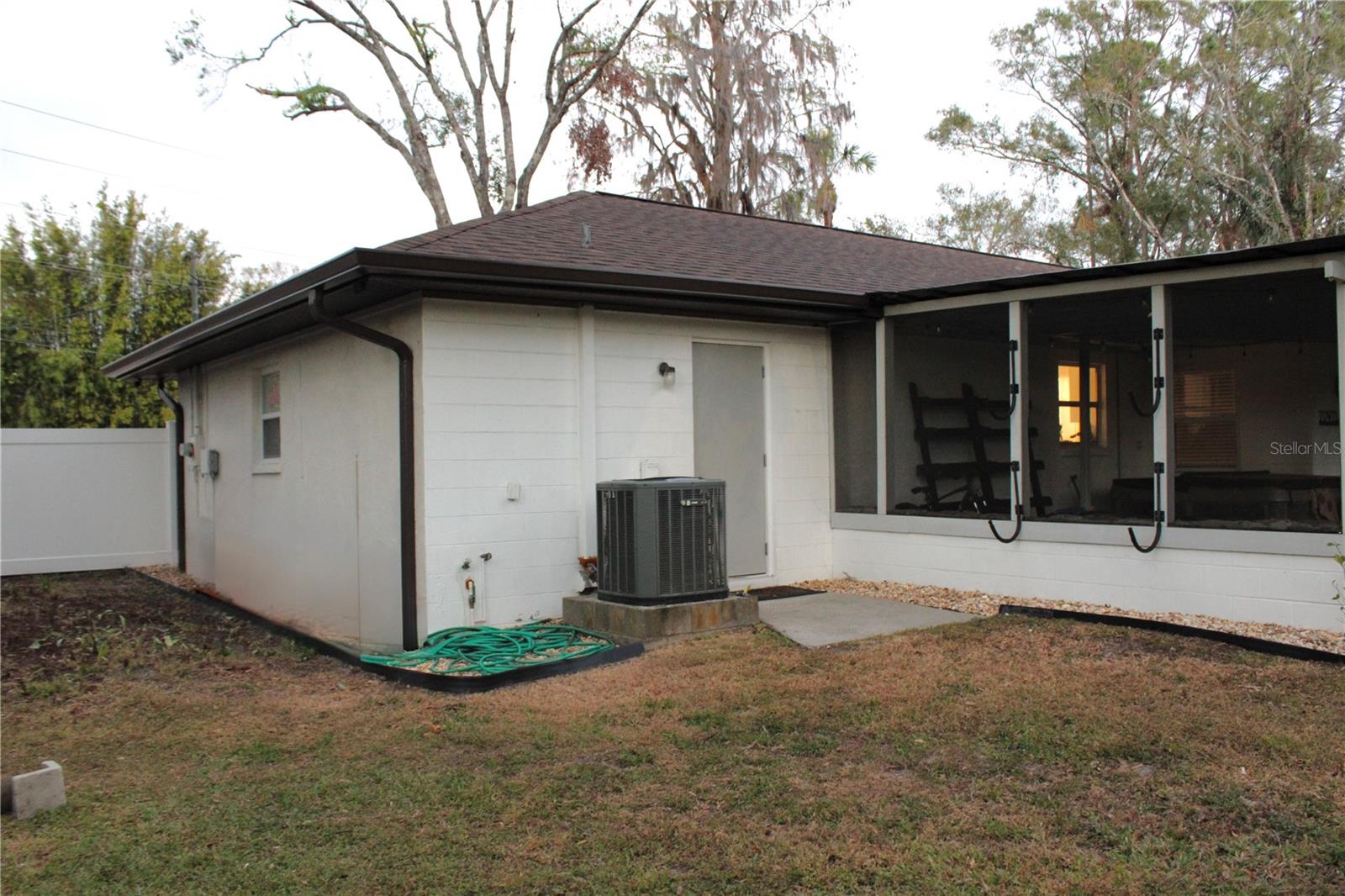 508 CRYSTAL LAKE RD, LUTZ, FL, 33548