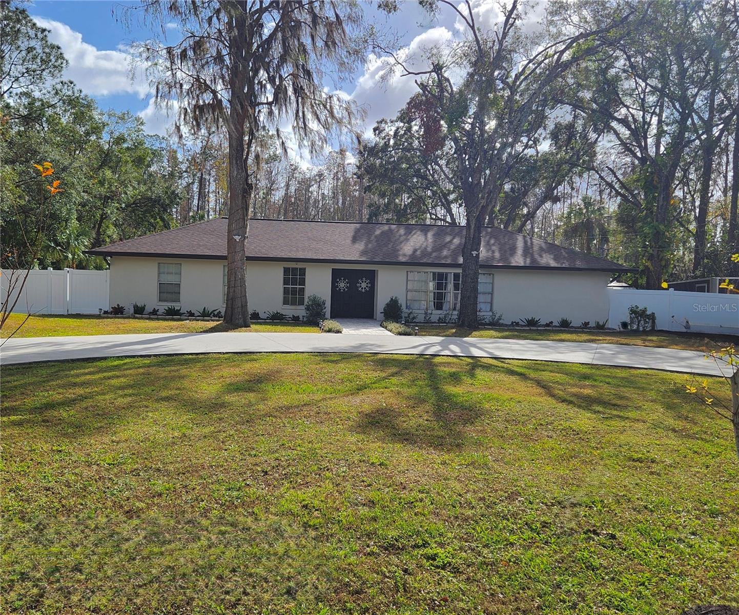 508 CRYSTAL LAKE RD, LUTZ, FL, 33548