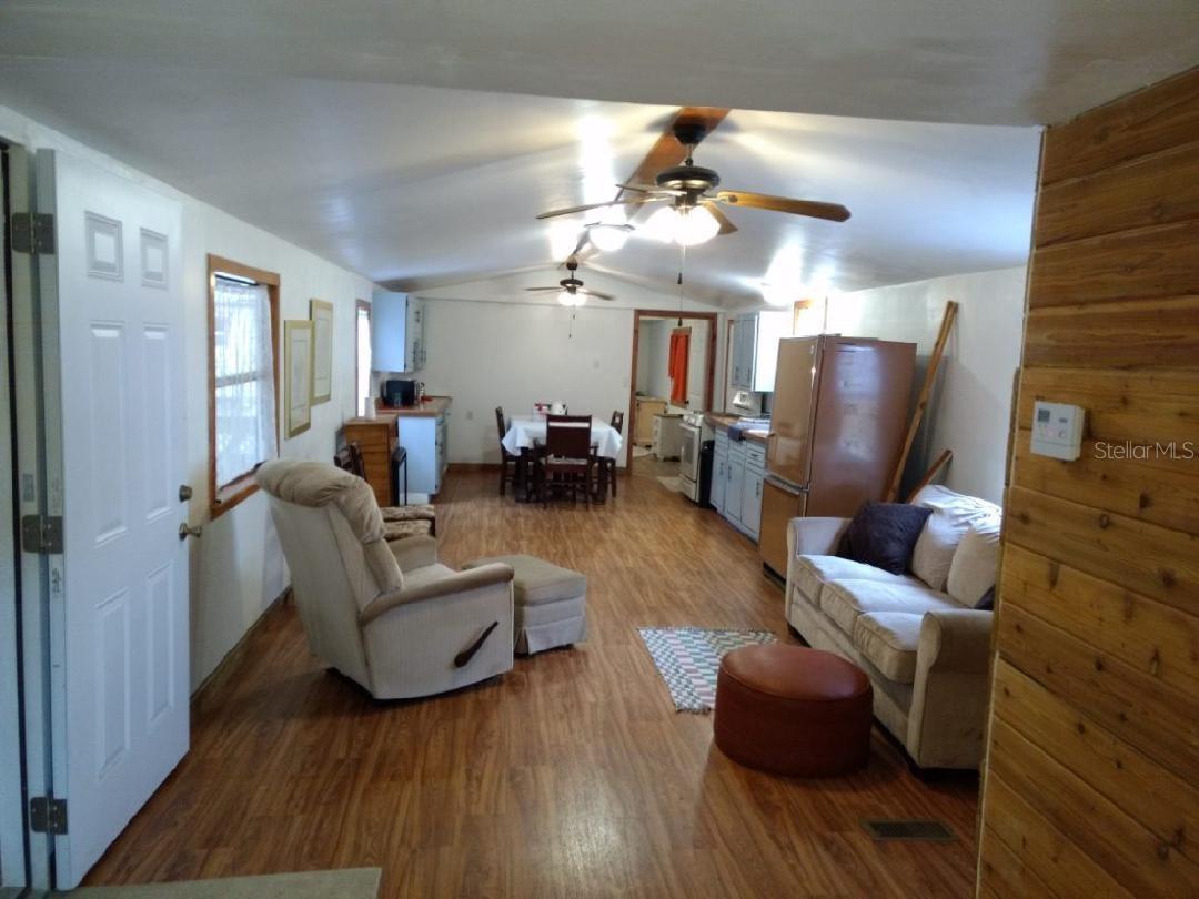 9395 SE 193RD AVE, OCKLAWAHA, FL, 32179