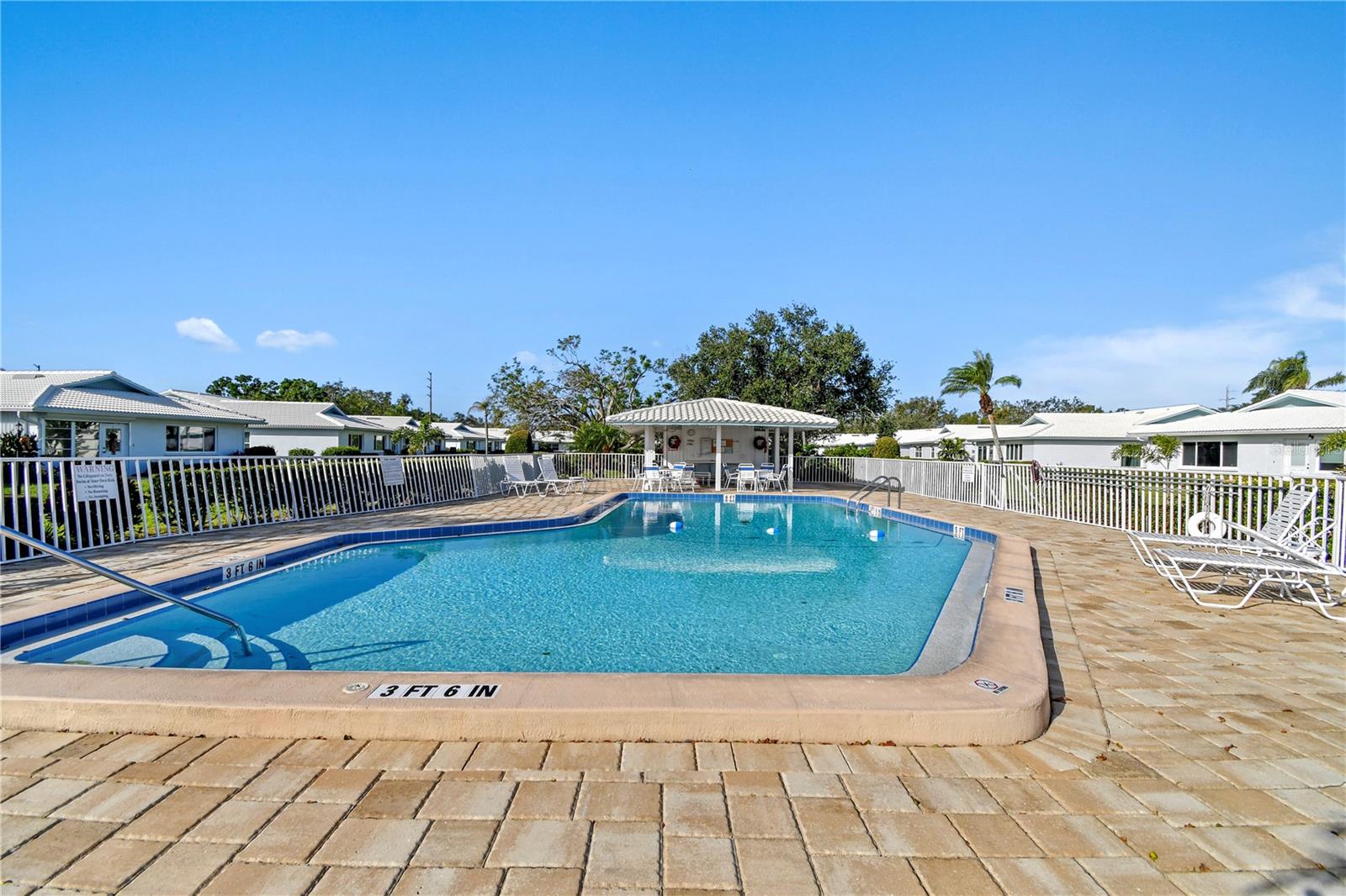 6913 8TH AVE W, BRADENTON, FL, 34209