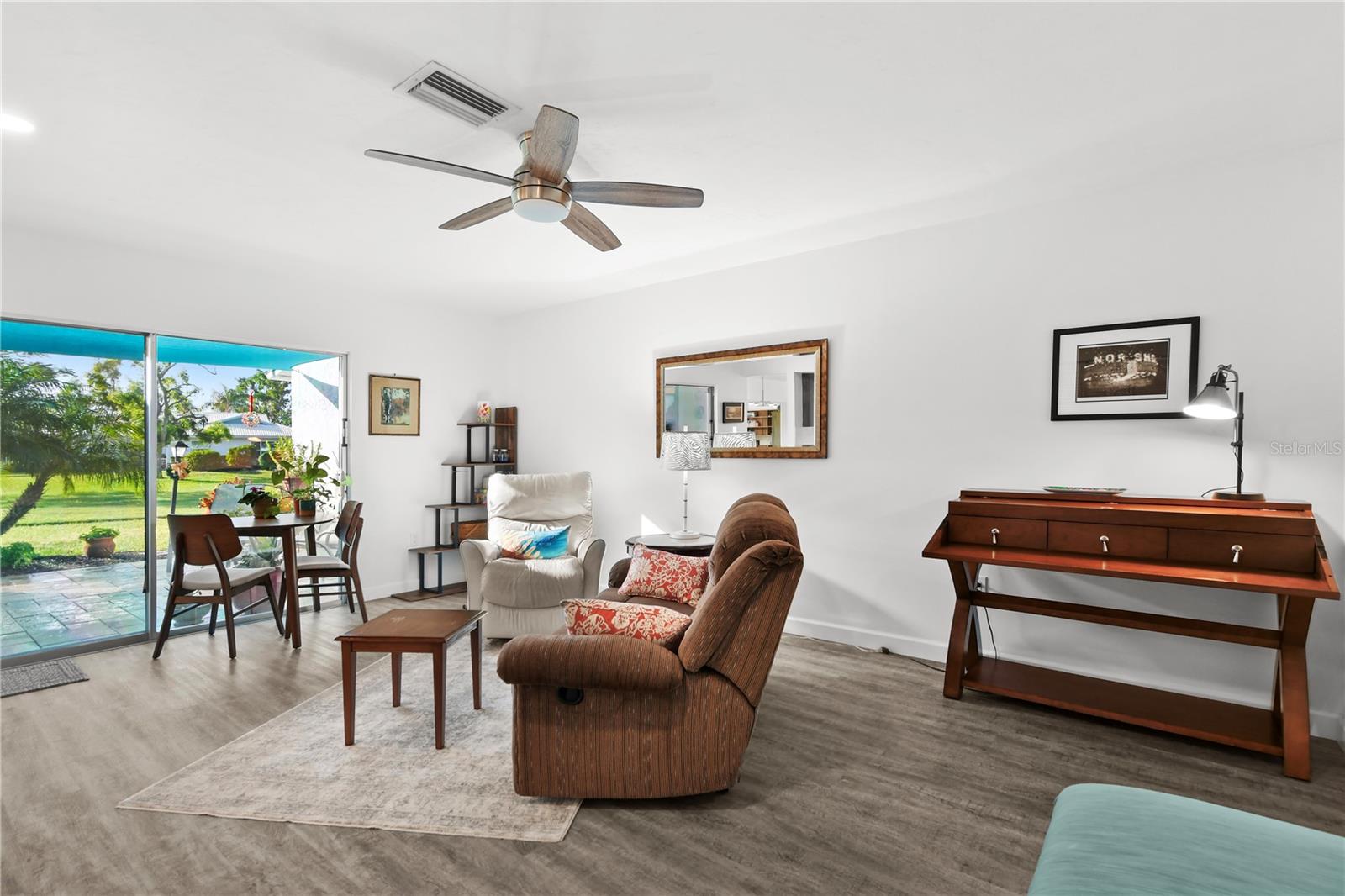 6913 8TH AVE W, BRADENTON, FL, 34209