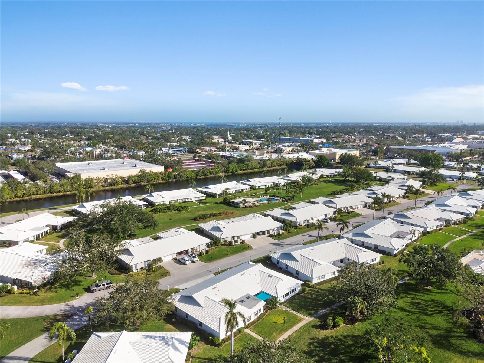 6913 8TH AVE W, BRADENTON, FL, 34209