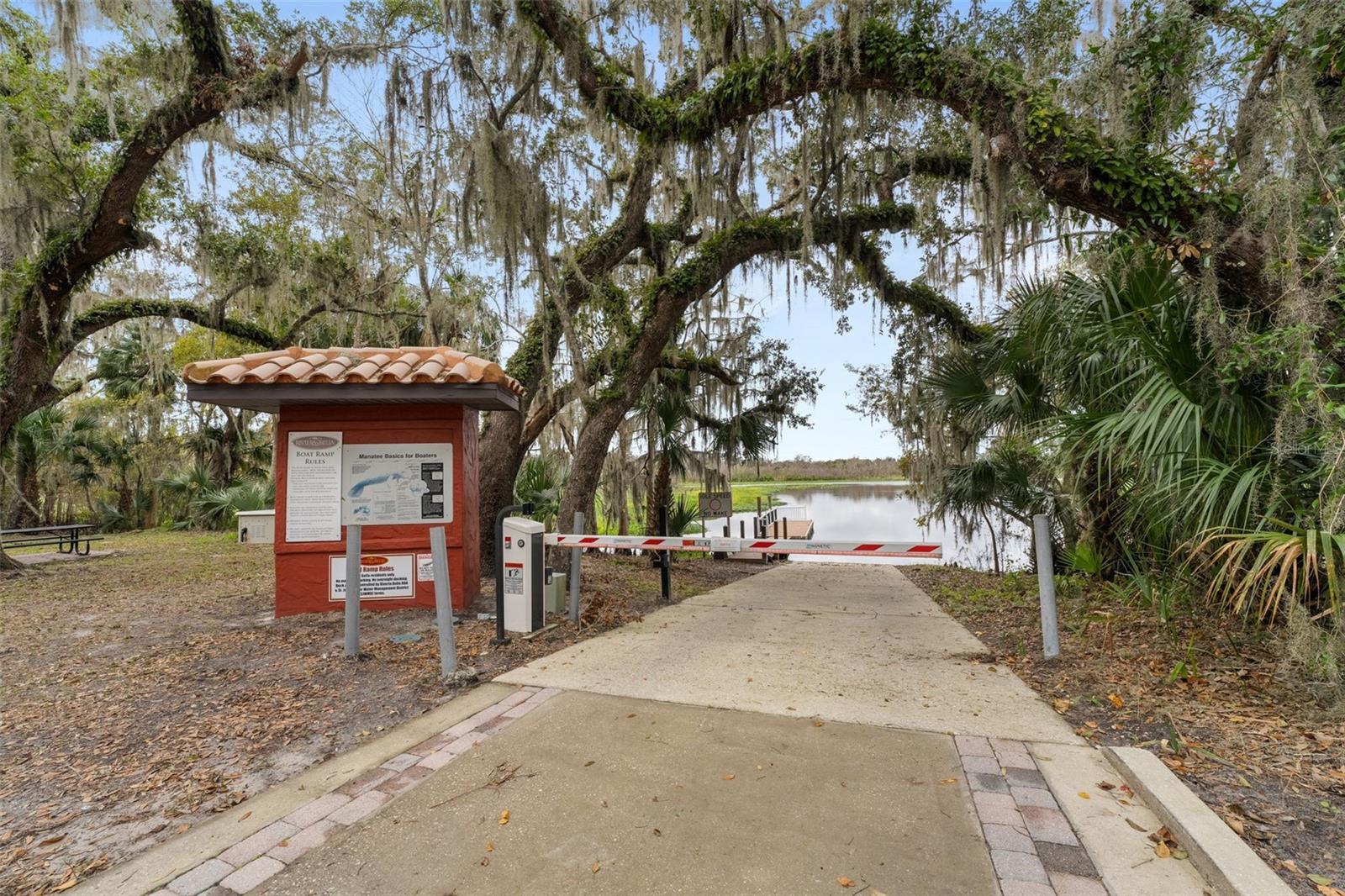 112 SAN LUCIA DR, DEBARY, FL, 32713