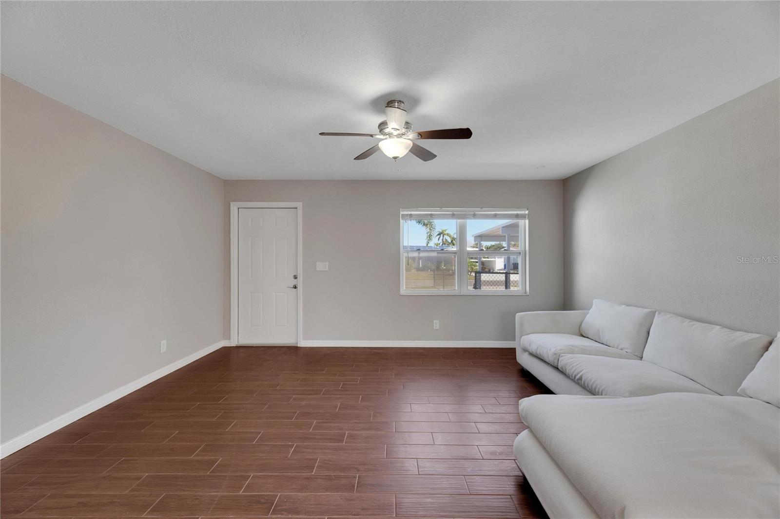 412 FLAMINGO DR, APOLLO BEACH, FL, 33572