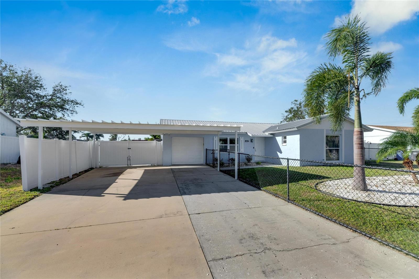 412 FLAMINGO DR, APOLLO BEACH, FL, 33572