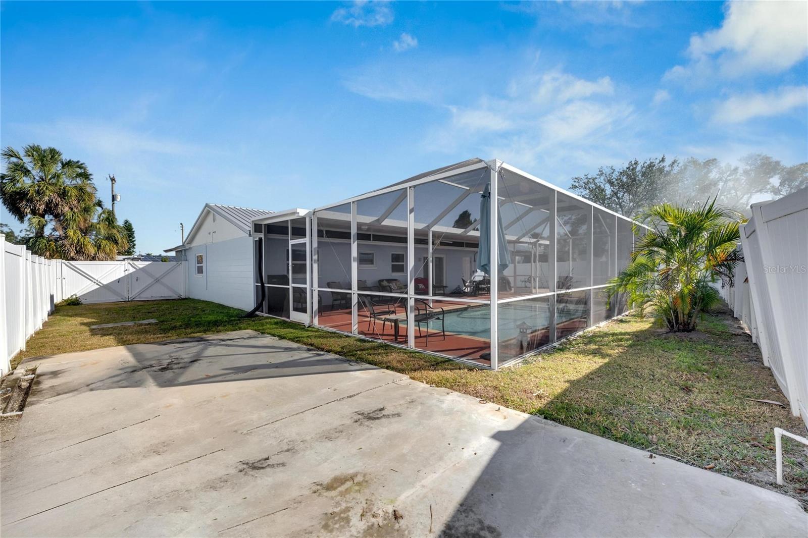 412 FLAMINGO DR, APOLLO BEACH, FL, 33572