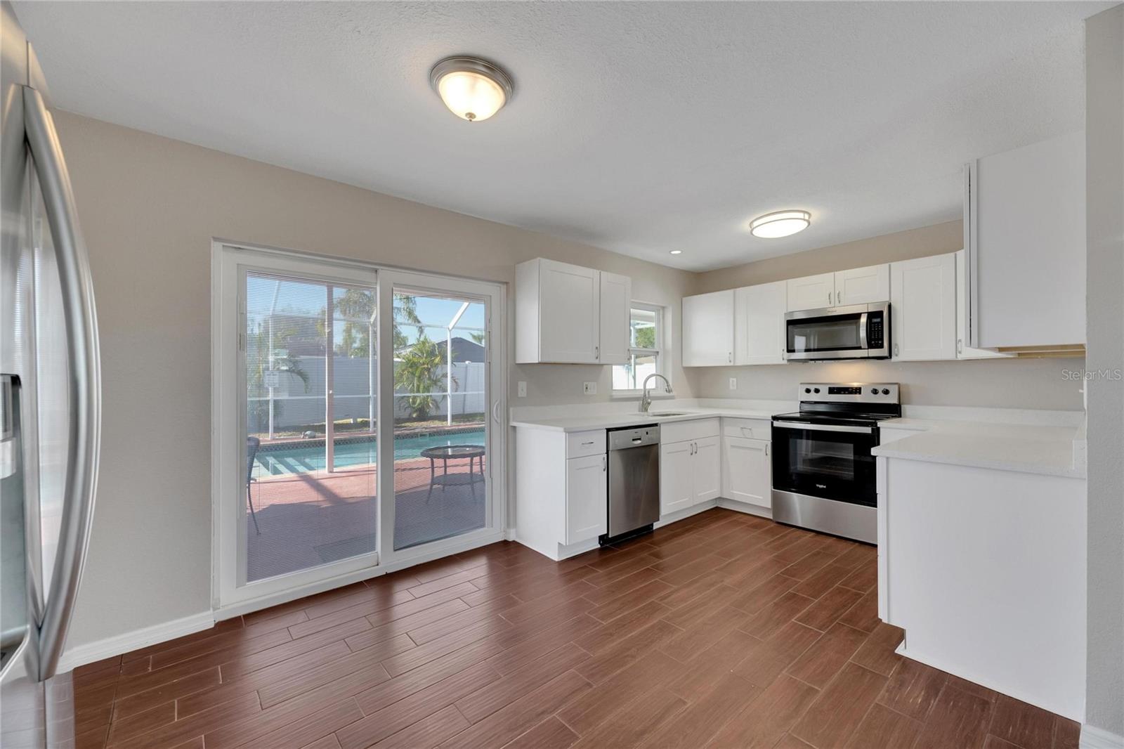 412 FLAMINGO DR, APOLLO BEACH, FL, 33572