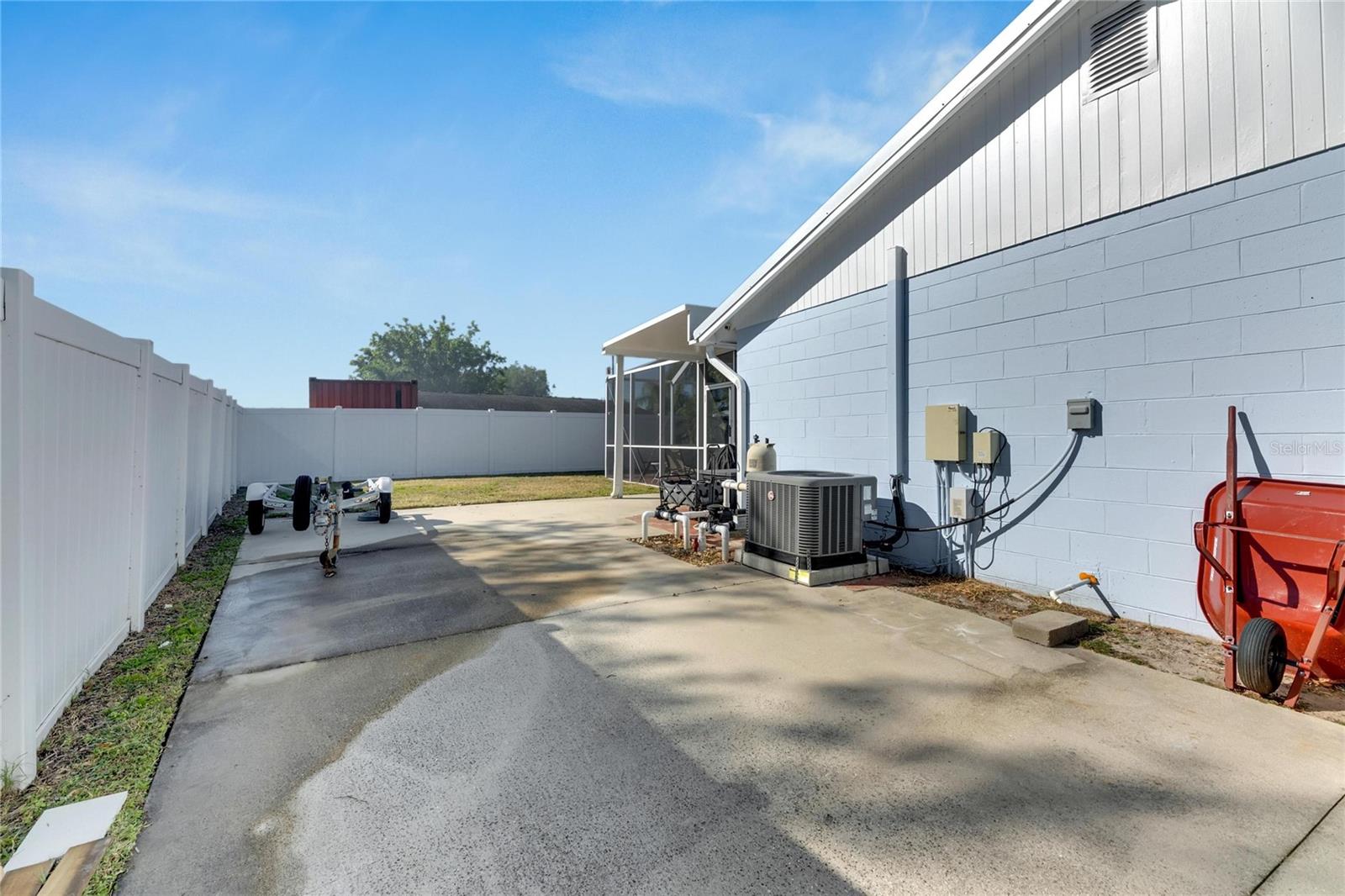 412 FLAMINGO DR, APOLLO BEACH, FL, 33572