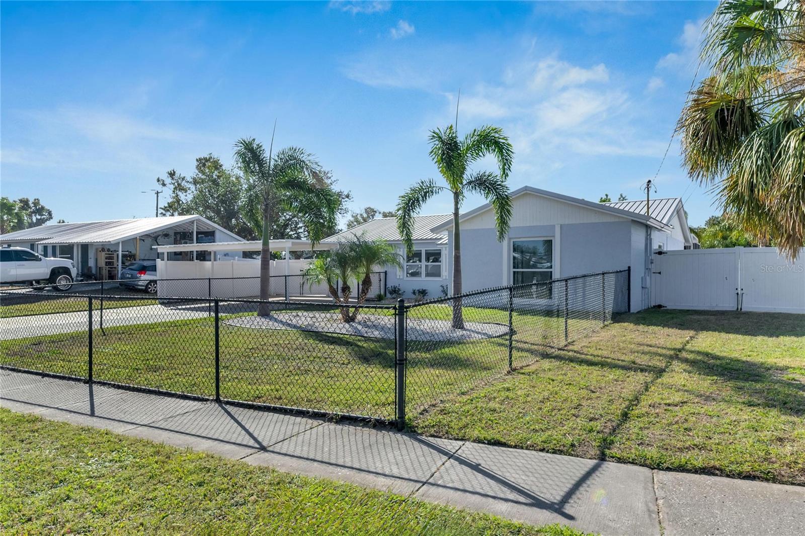 412 FLAMINGO DR, APOLLO BEACH, FL, 33572