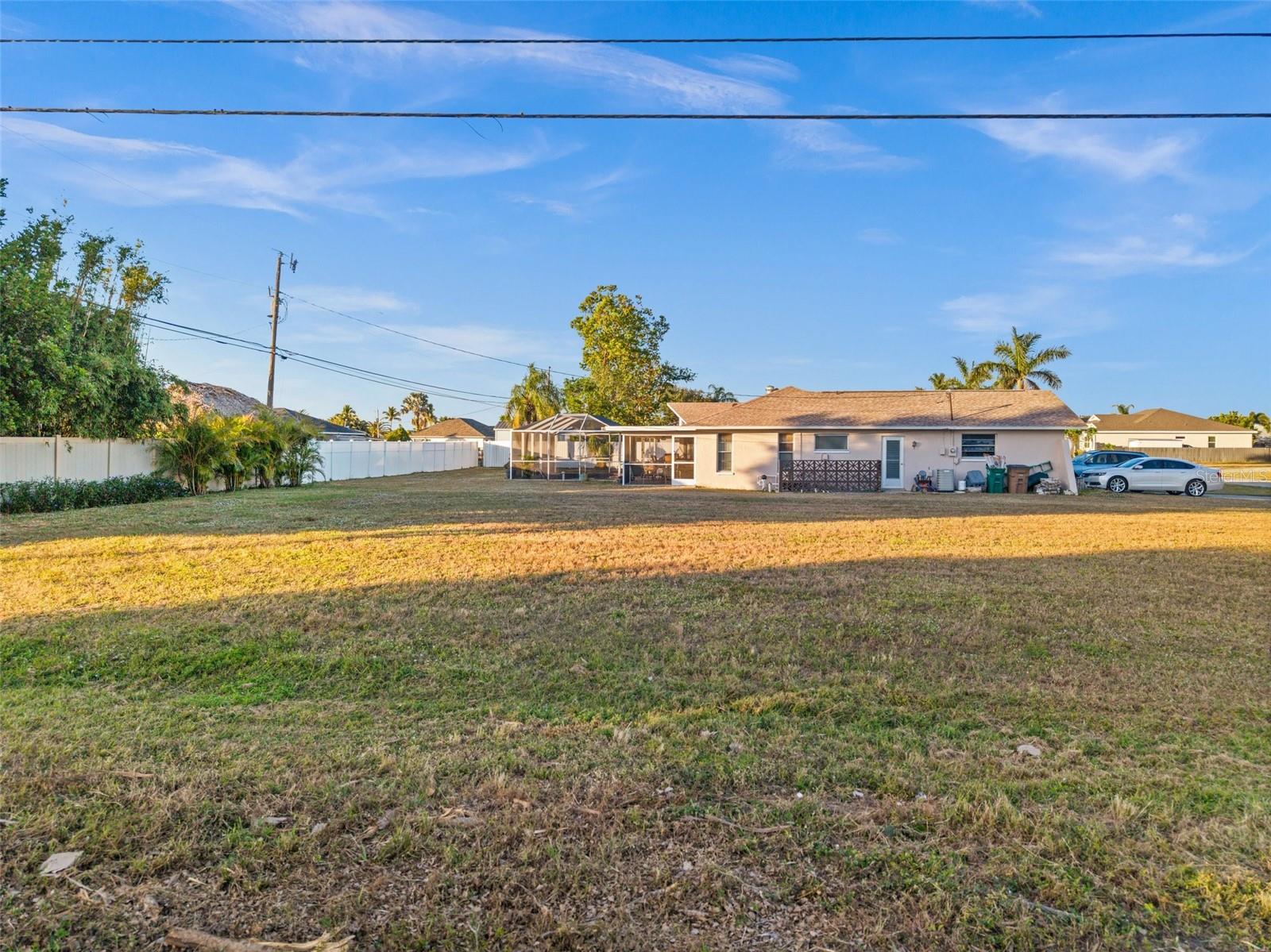 1236 SE 21ST PL, CAPE CORAL, FL, 33990