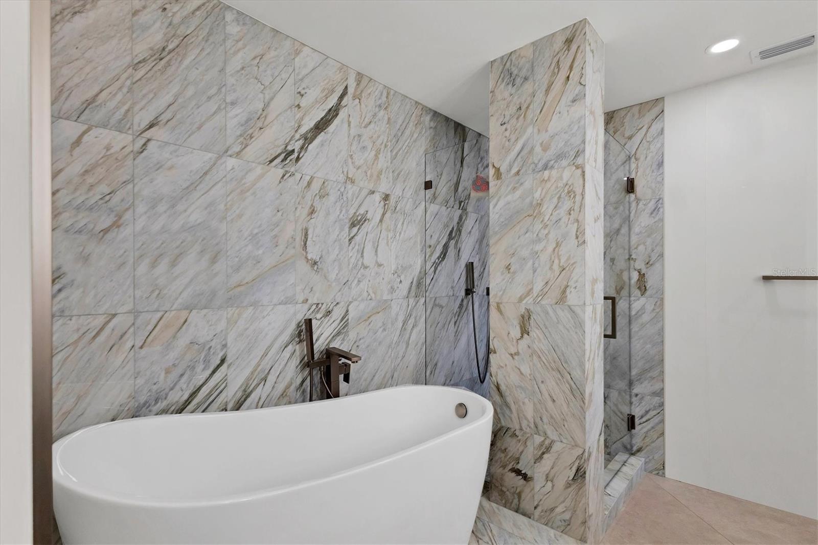 1255 N GULFSTREAM AVE #1501, SARASOTA, FL, 34236
