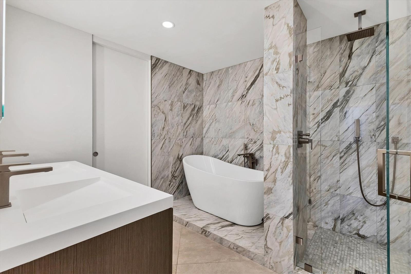 1255 N GULFSTREAM AVE #1501, SARASOTA, FL, 34236