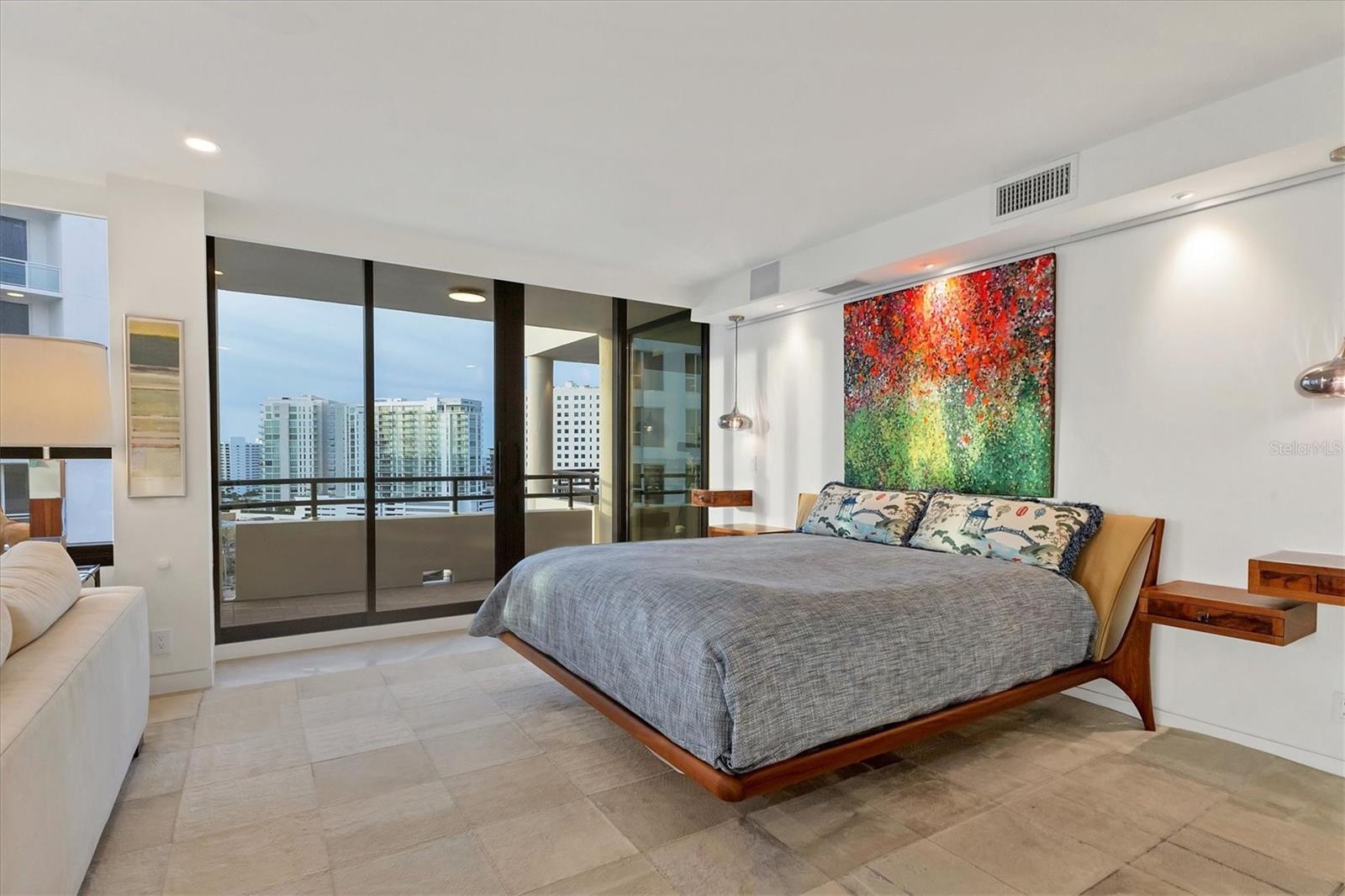 1255 N GULFSTREAM AVE #1501, SARASOTA, FL, 34236