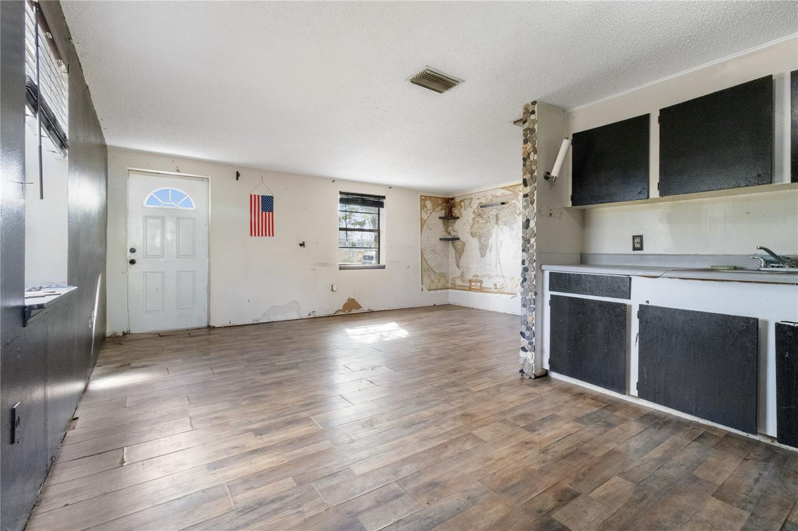 107 GROVE RD, VENICE, FL, 34293