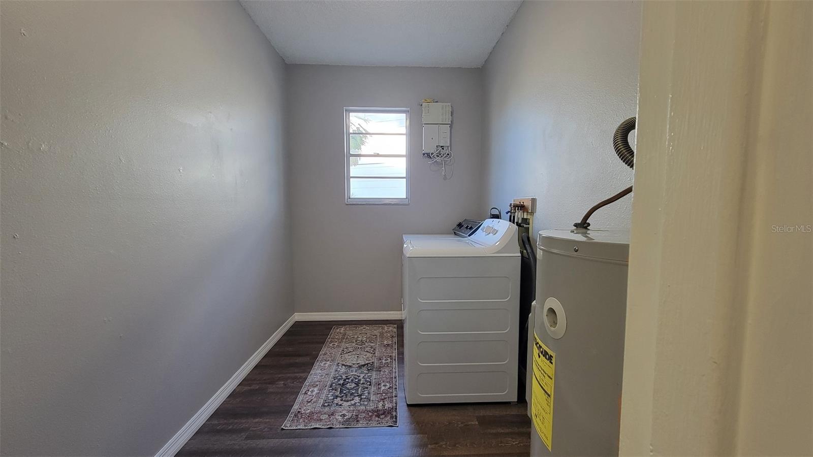 214 GENET CT, SUN CITY CENTER, FL, 33573