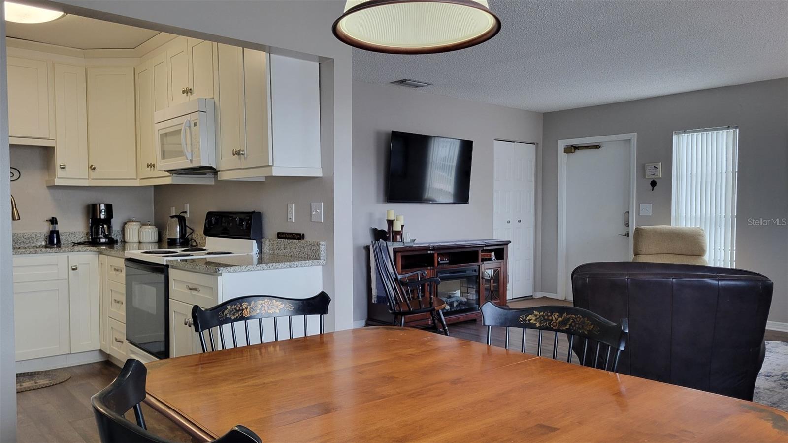 214 GENET CT, SUN CITY CENTER, FL, 33573