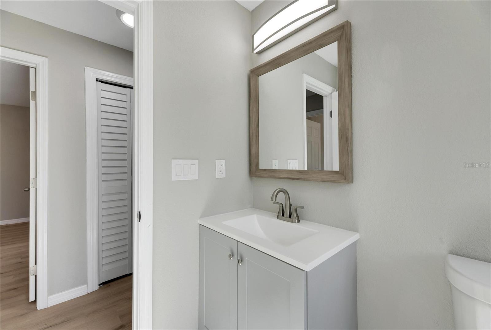 660 FLAMINGO DR, APOLLO BEACH, FL, 33572