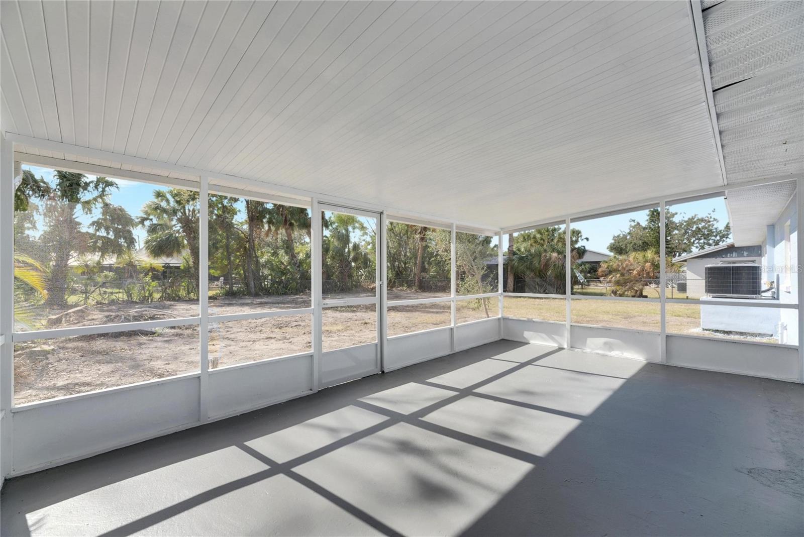 660 FLAMINGO DR, APOLLO BEACH, FL, 33572