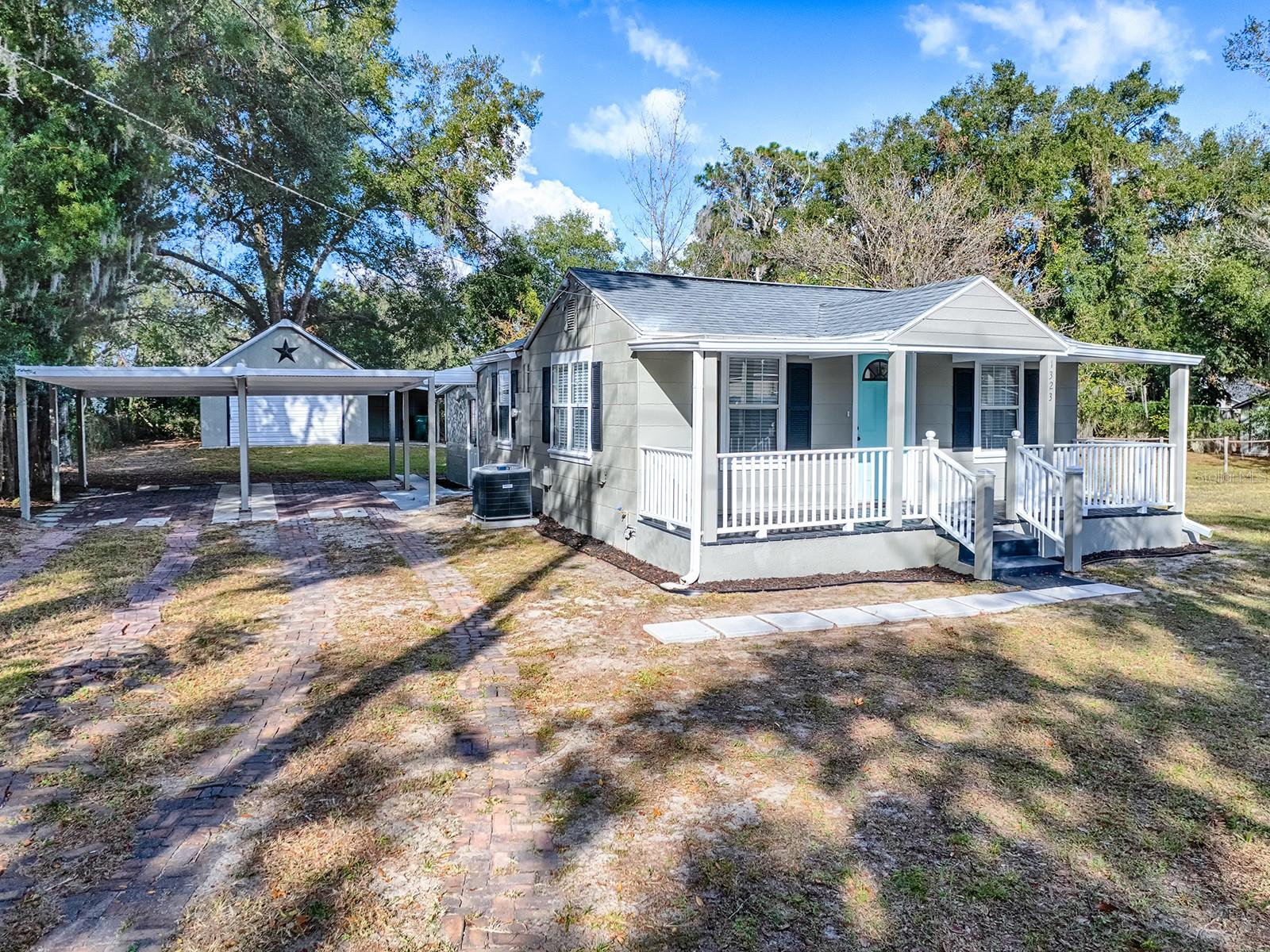 1323 LIBERTY AVE, MOUNT DORA, FL, 32757