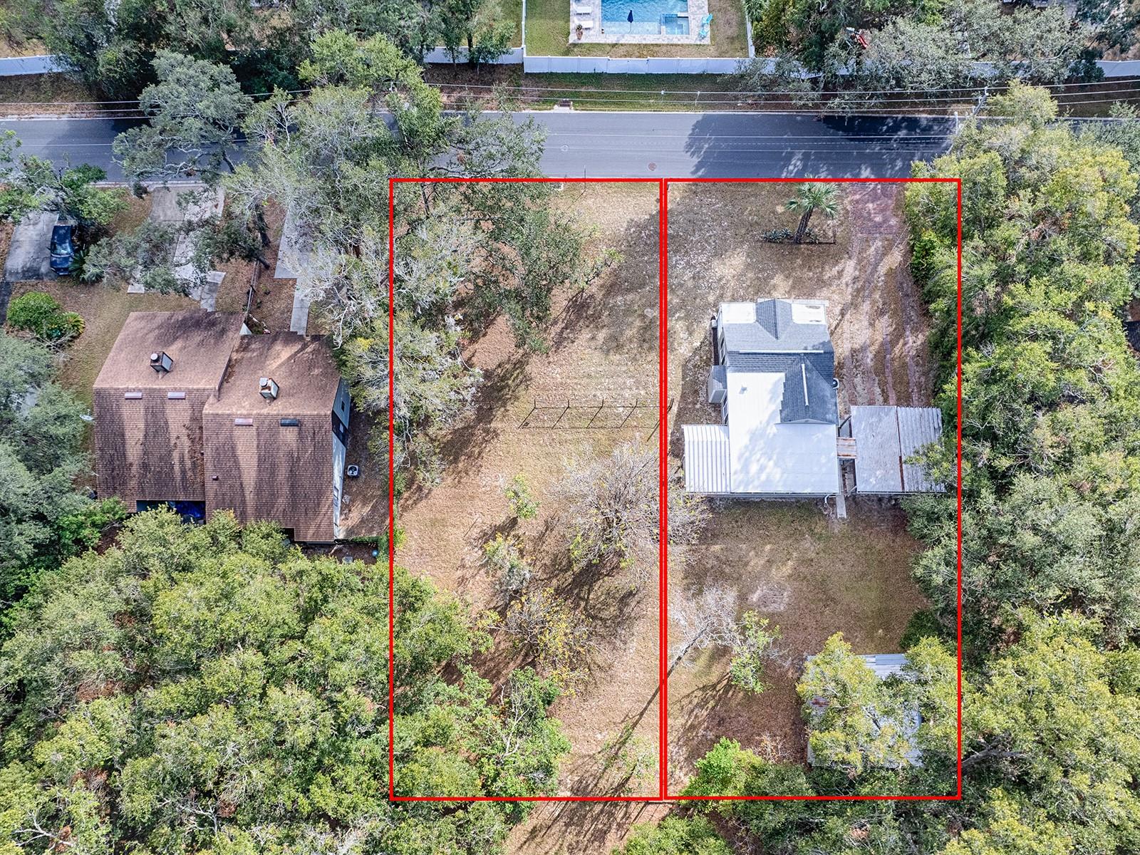 1323 LIBERTY AVE, MOUNT DORA, FL, 32757
