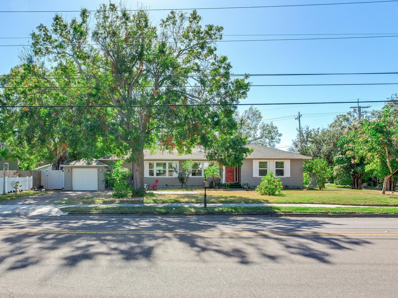 3822 W EUCLID AVE, TAMPA, FL, 33629
