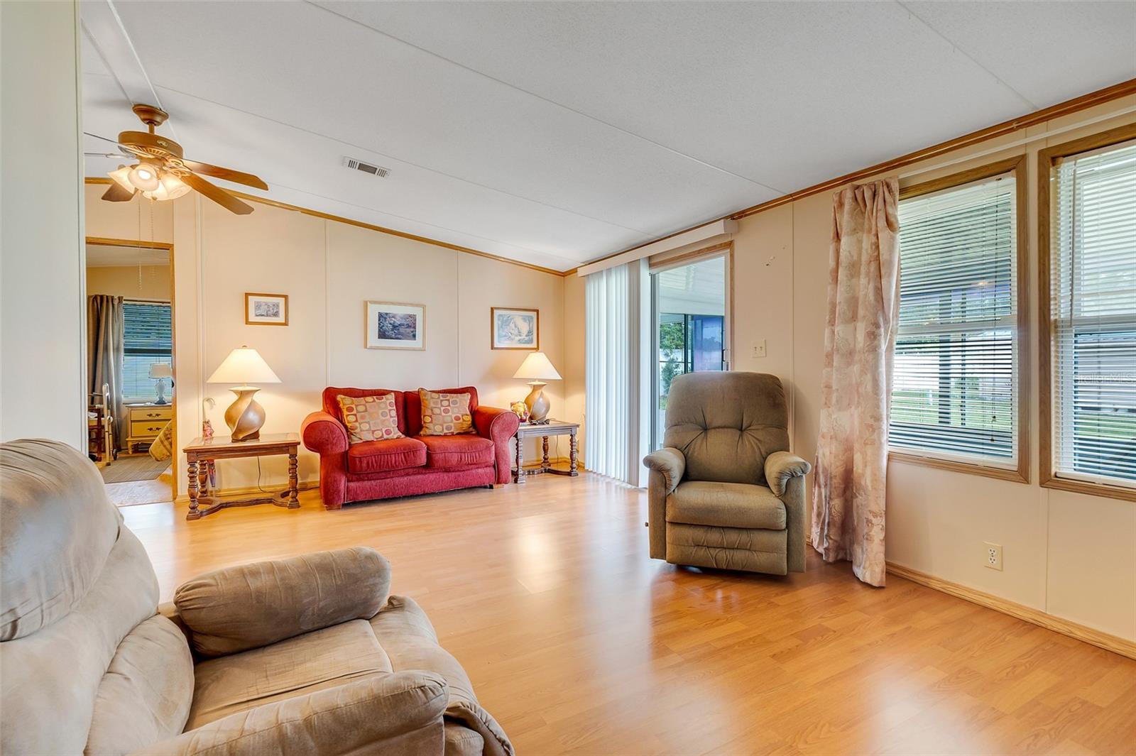 1737 STACEY DR, MOUNT DORA, FL, 32757