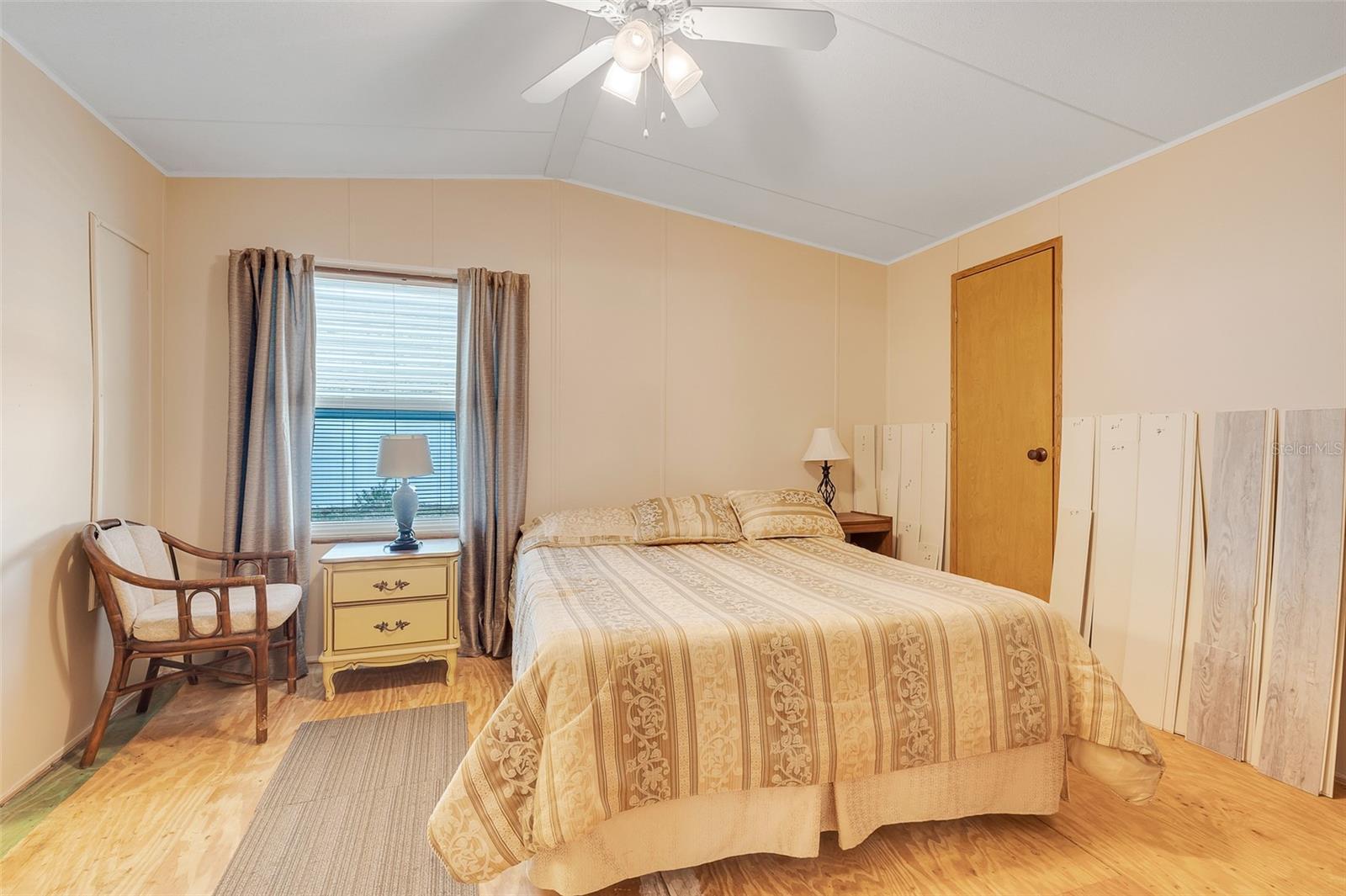 1737 STACEY DR, MOUNT DORA, FL, 32757