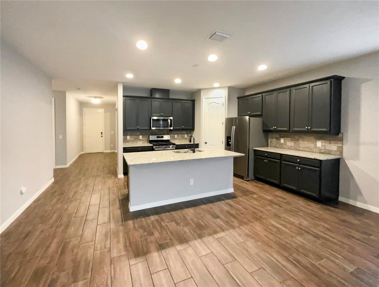 6414 FLAT LEMON DR, WINTER GARDEN, FL, 34787