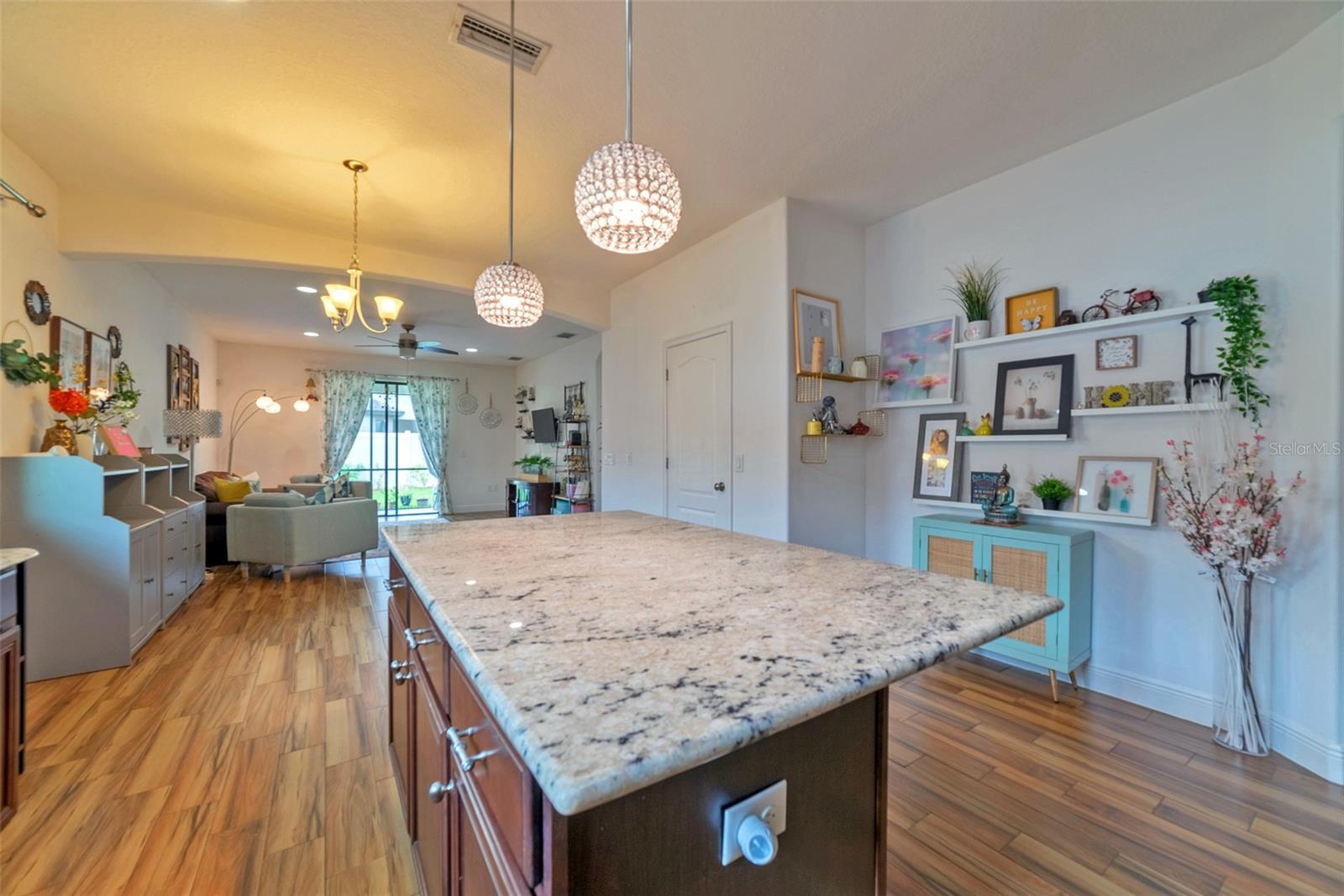 835 VINO VERDE CIR, BRANDON, FL, 33511