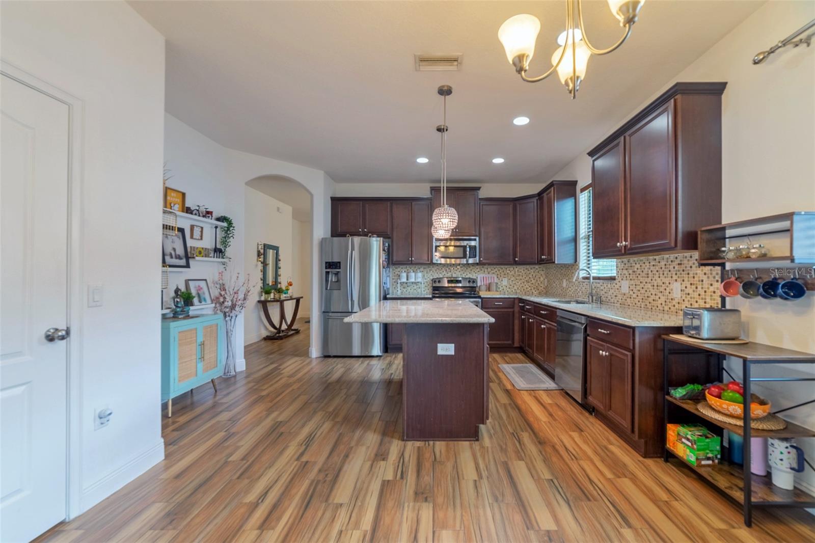 835 VINO VERDE CIR, BRANDON, FL, 33511