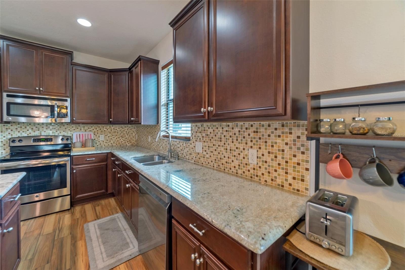 835 VINO VERDE CIR, BRANDON, FL, 33511