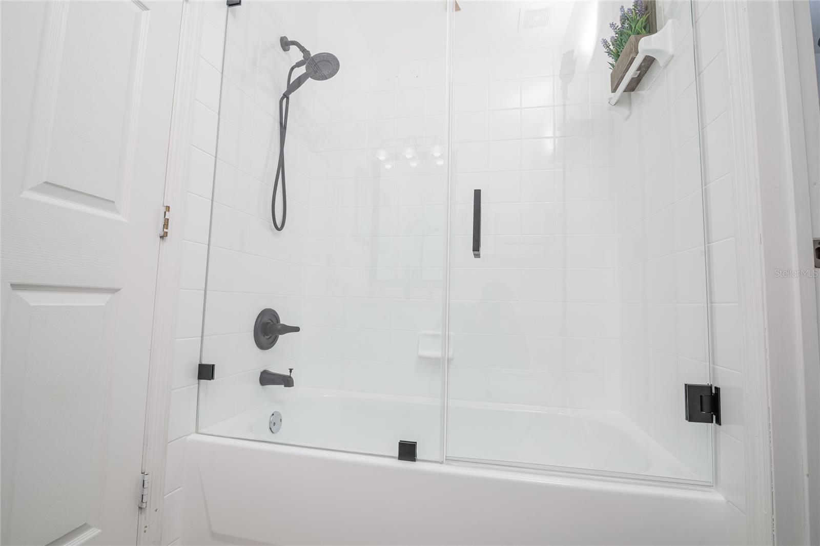 733 CALABRIA AVE, DAVENPORT, FL, 33897