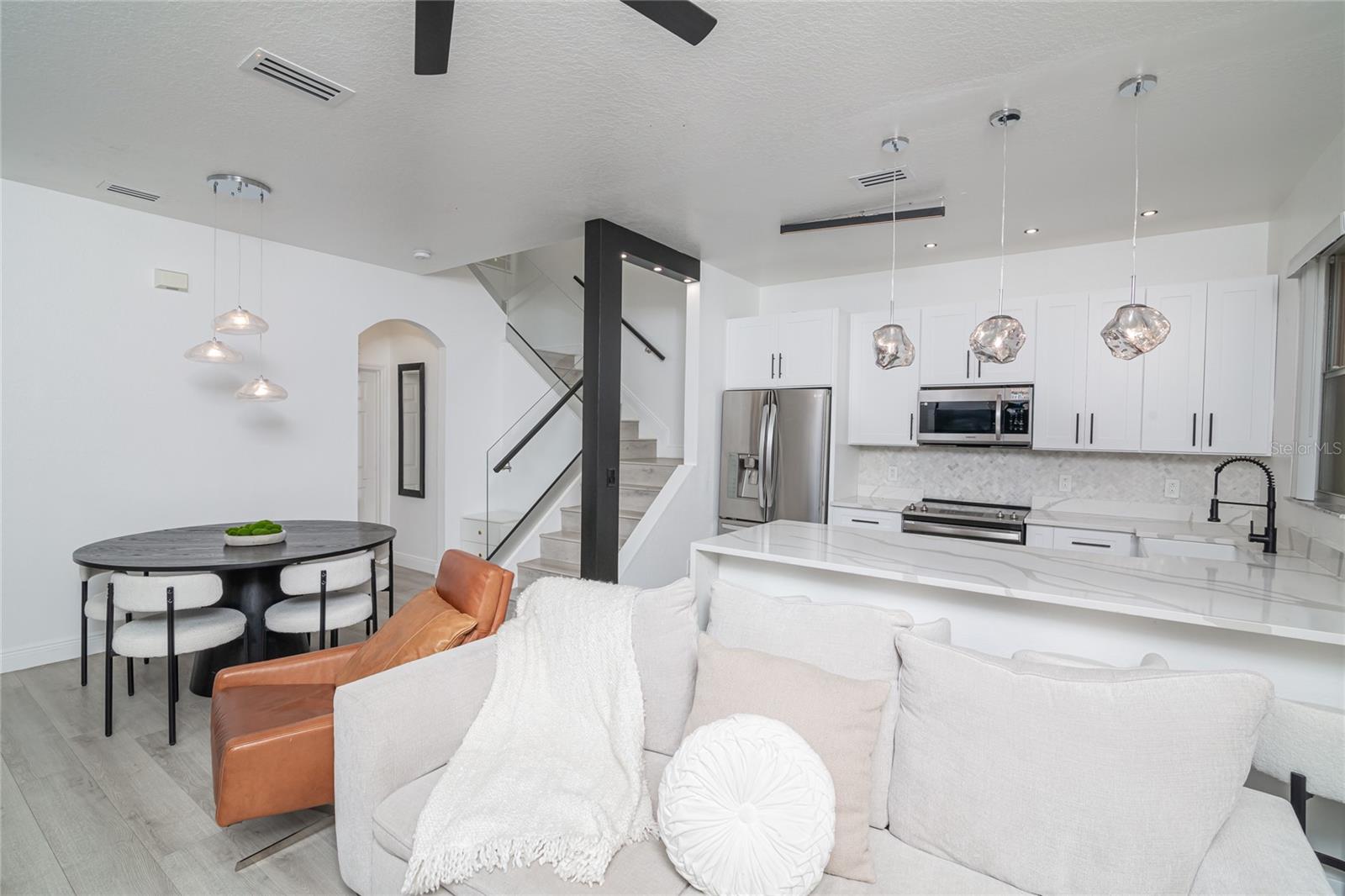 733 CALABRIA AVE, DAVENPORT, FL, 33897