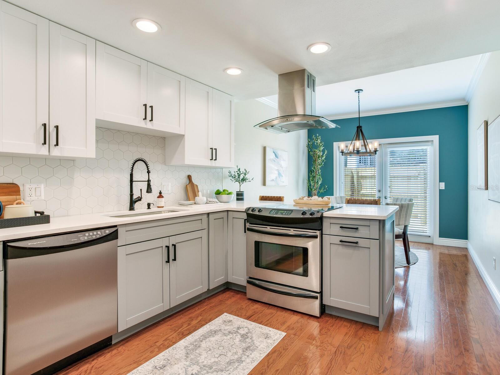 307 S BUNGALOW PARK AVE #D, TAMPA, FL, 33609
