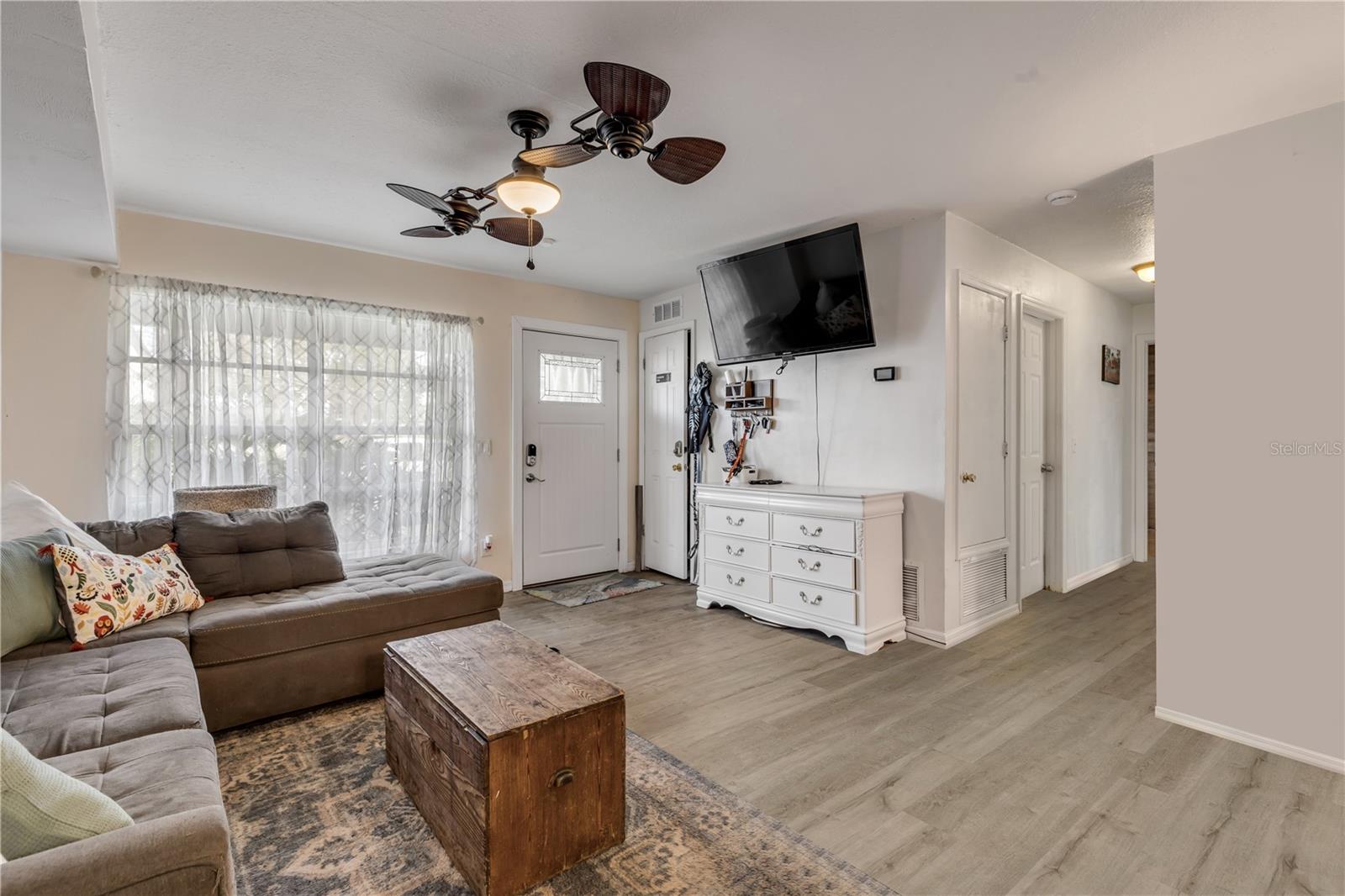 1052 TOMPKINS DR, PORT ORANGE, FL, 32129