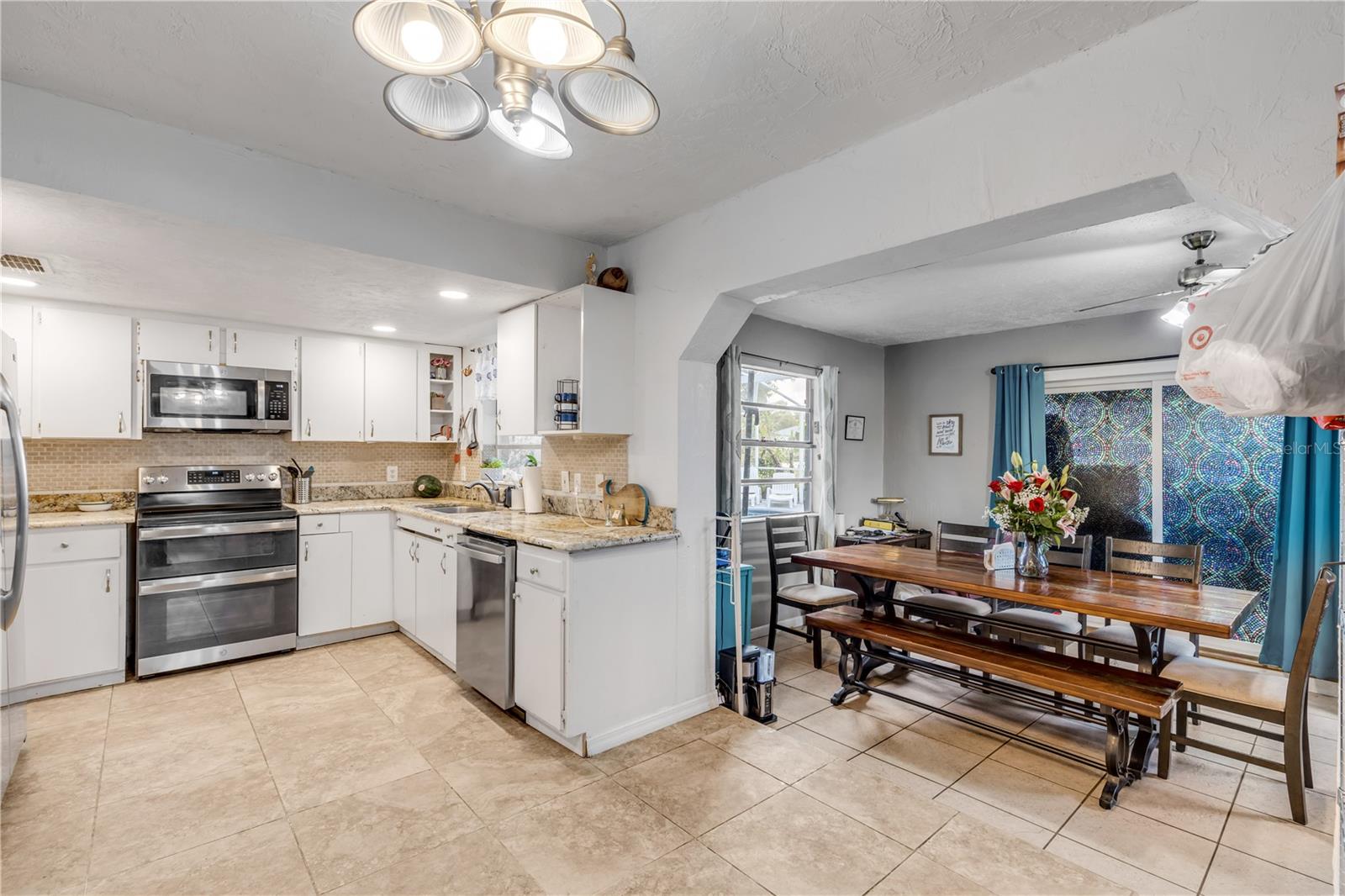 1052 TOMPKINS DR, PORT ORANGE, FL, 32129