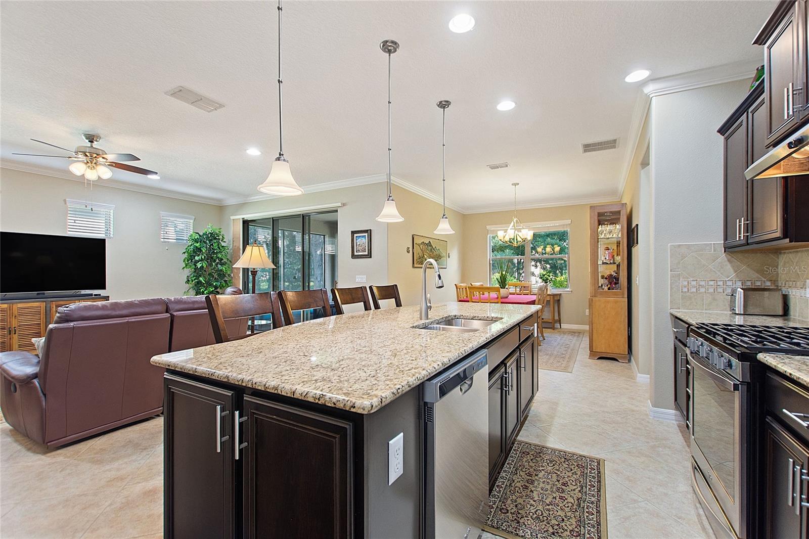 336 ALICANTE CT, DAVENPORT, FL, 33837