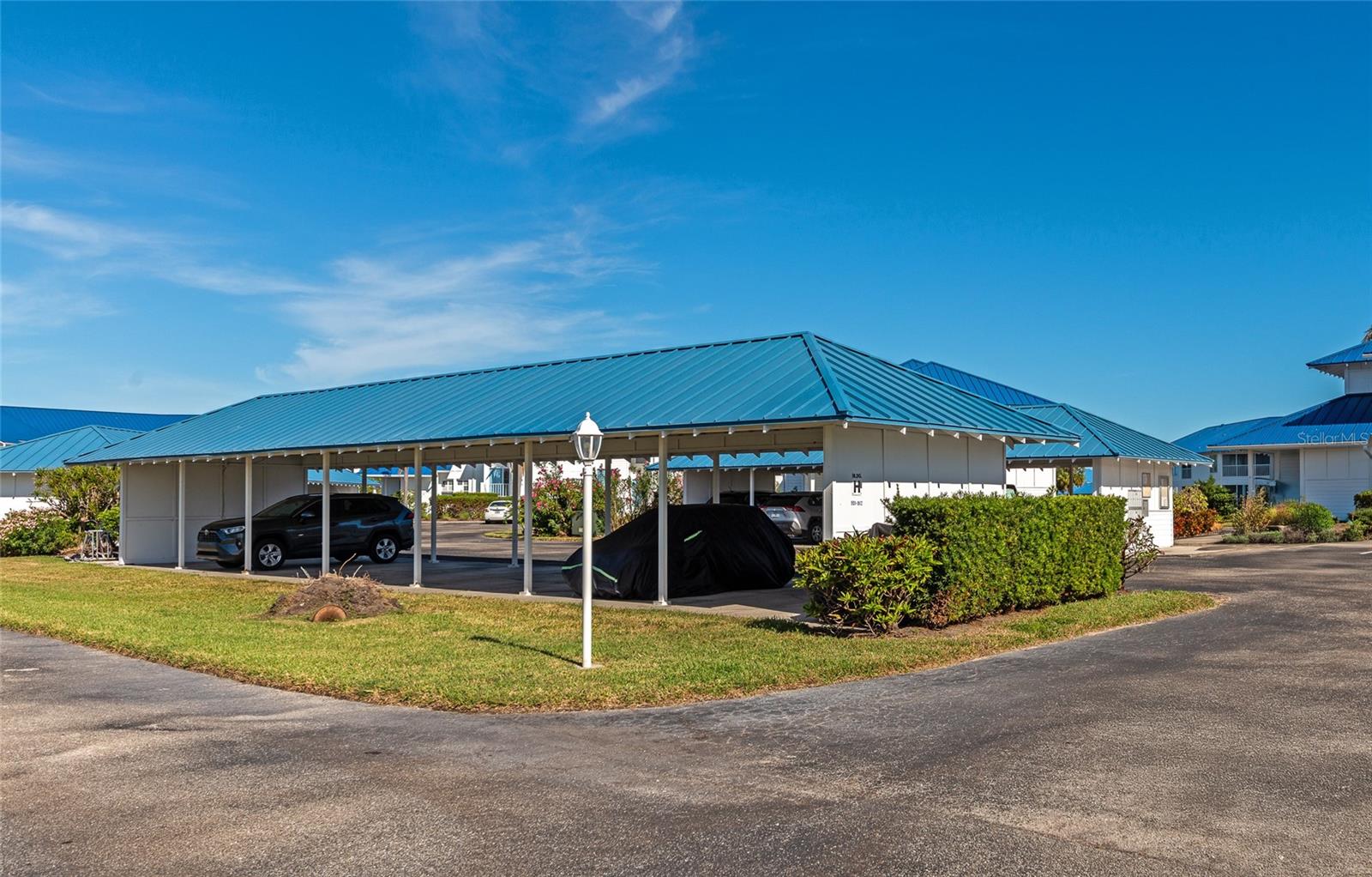 901 SANDPIPER CIR #901, BRADENTON, FL, 34209