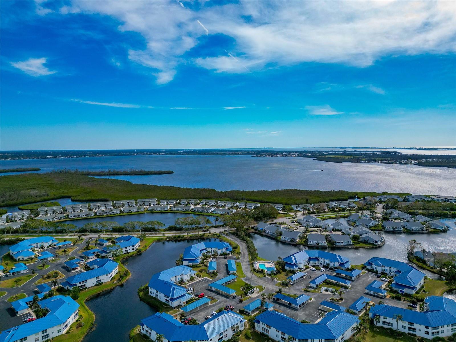 901 SANDPIPER CIR #901, BRADENTON, FL, 34209