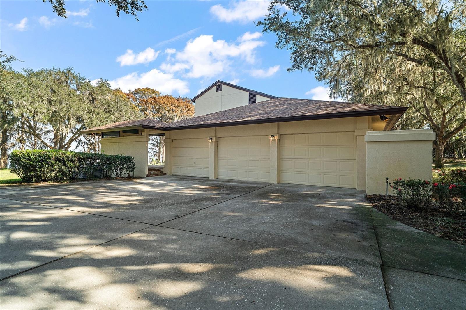 5415 BANANA POINT DR, OKAHUMPKA, FL, 34762