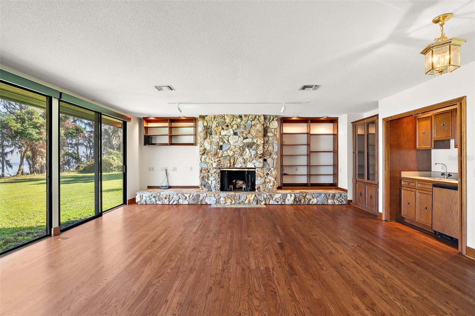 5415 BANANA POINT DR, OKAHUMPKA, FL, 34762