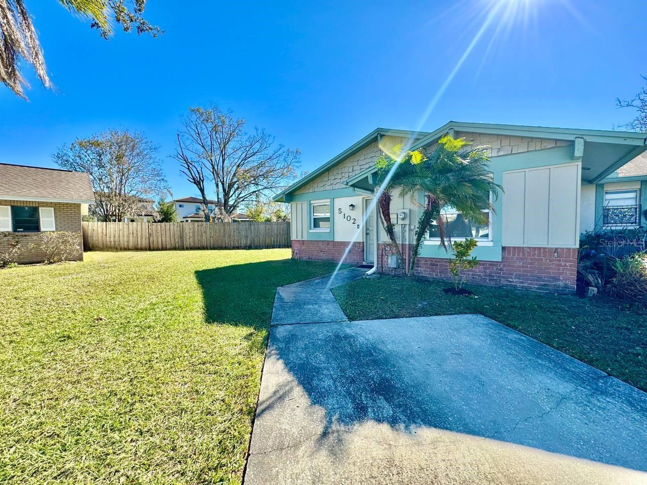 5102 LAWNTON CT, TAMPA, FL, 33624