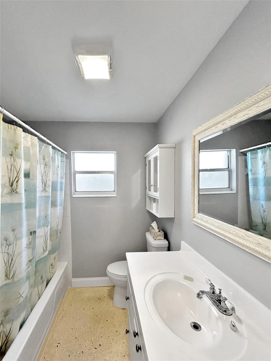 805 E 17TH AVE, NEW SMYRNA BEACH, FL, 32169