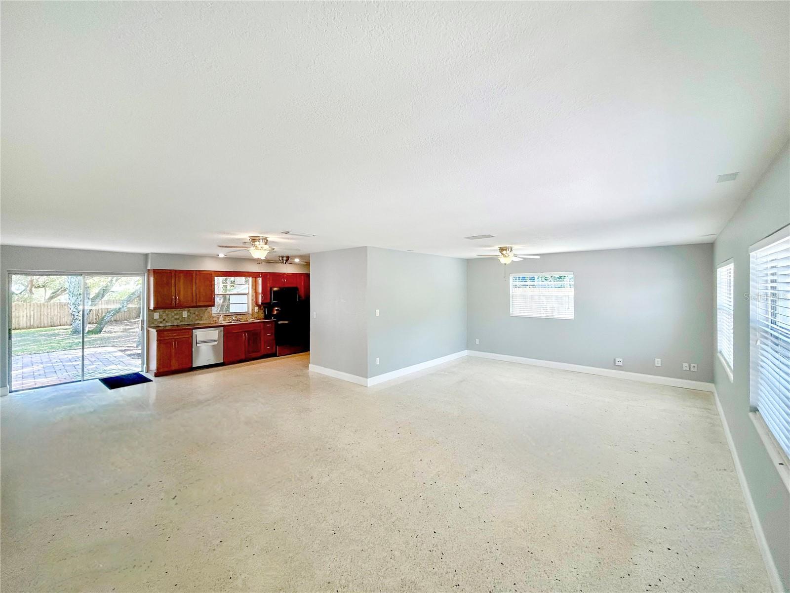 805 E 17TH AVE, NEW SMYRNA BEACH, FL, 32169