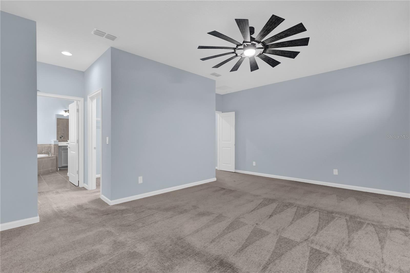 902 LADY BIRD LN, ORANGE CITY, FL, 32763