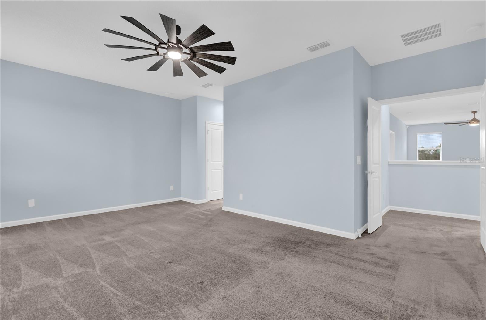 902 LADY BIRD LN, ORANGE CITY, FL, 32763