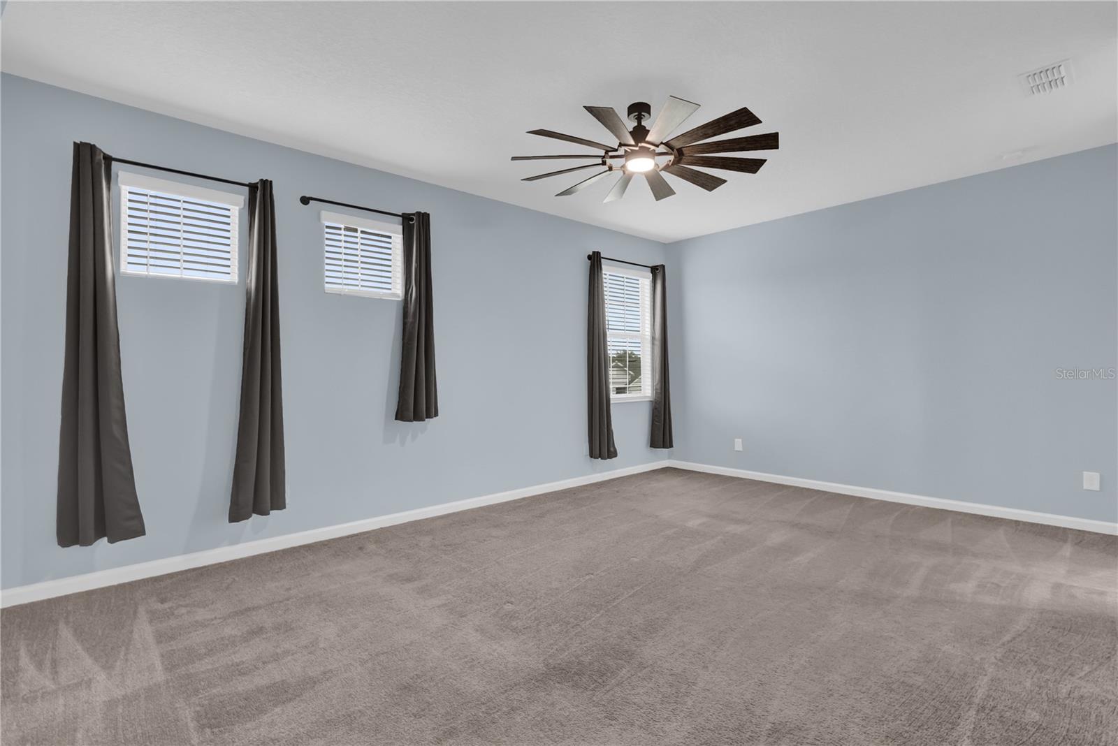 902 LADY BIRD LN, ORANGE CITY, FL, 32763