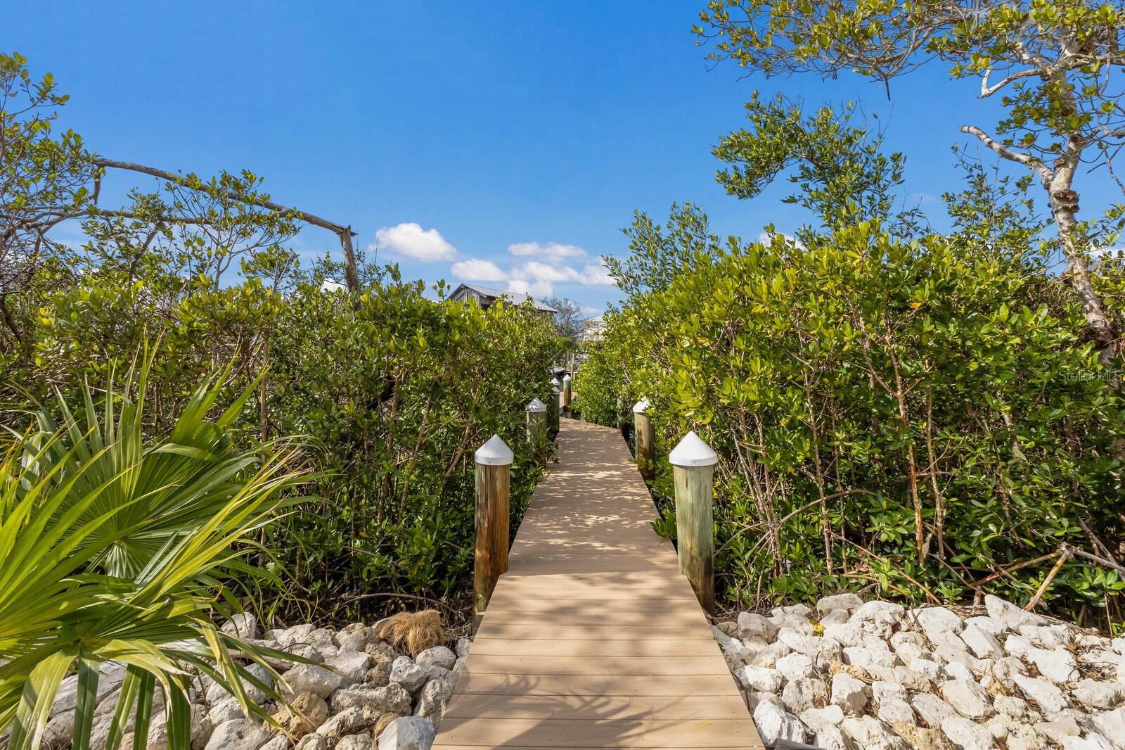 518 BLUE HERON DR, ANNA MARIA, FL, 34216