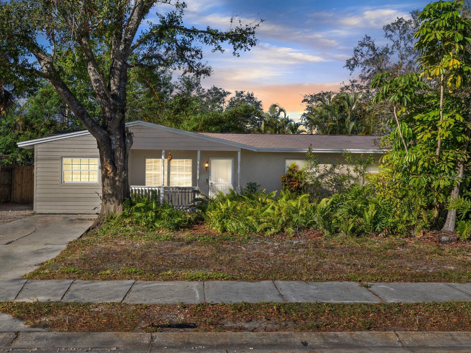 3948 MIDDLESEX PL, SARASOTA, FL, 34241